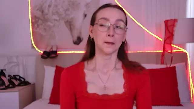 Emily Simon online show from 05/25/26, 05:02