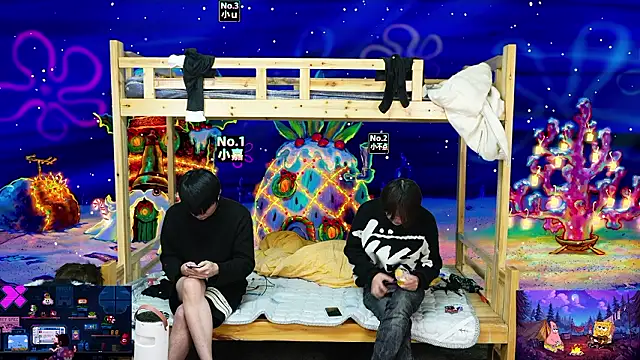 xiaohuangren01 online show from 01/16/26, 03:21