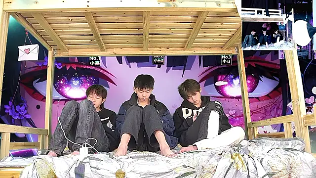 xiaohuangren01 online show from 02/06/26, 01:54