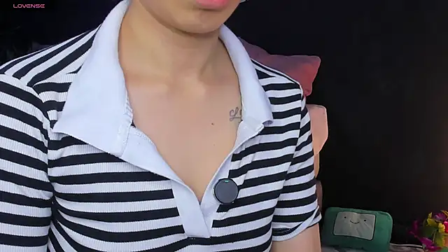 Noaah25  online show from 02/05/26, 03:22