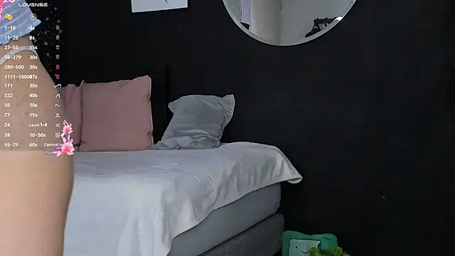 Noaah25  online show from 03/01/26, 03:30