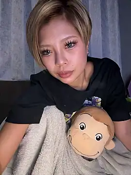 BADBITCHISAKI online show from 02/01/26, 01:31