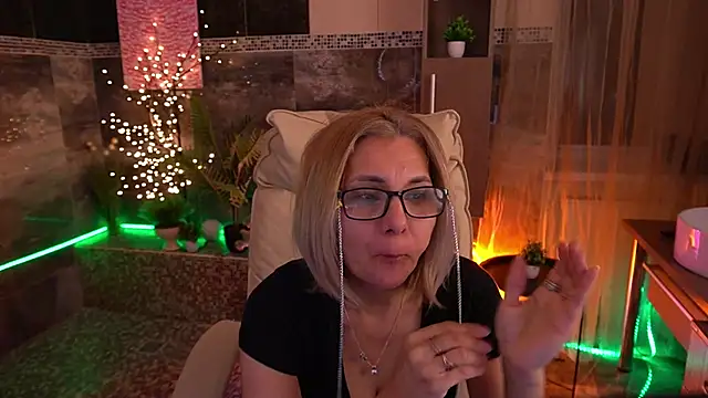 MiaRossy online show from 02/26/26, 12:04