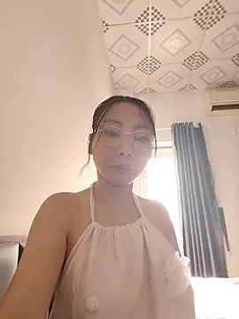 Famrita online show from 05/08/26, 01:11