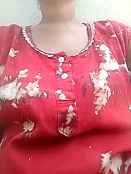 Snapshot of knightqueen12 chatting on 02/27/26, 05:29 knightqueen12 online show from 02/27/26, 05:29