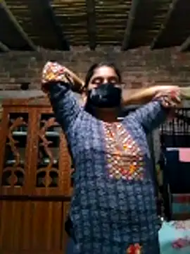 Hot Sweeti online show from 04/01/26, 01:34