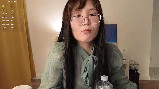 Snapshot of nullgirl chatting on 07/03/26, 02:29 nullgirl online show from 07/03/26, 02:29