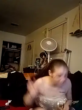 LadySn0w26 online show from 02/03/26, 02:53