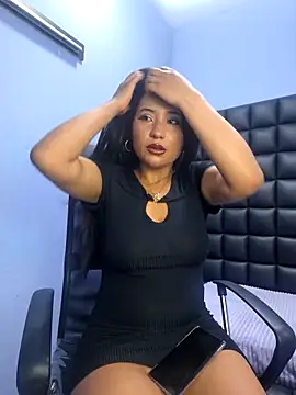 valenlopezz  online show from 03/29/26, 05:18