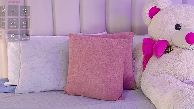 Liza brown online show from 04/20/26, 08:54