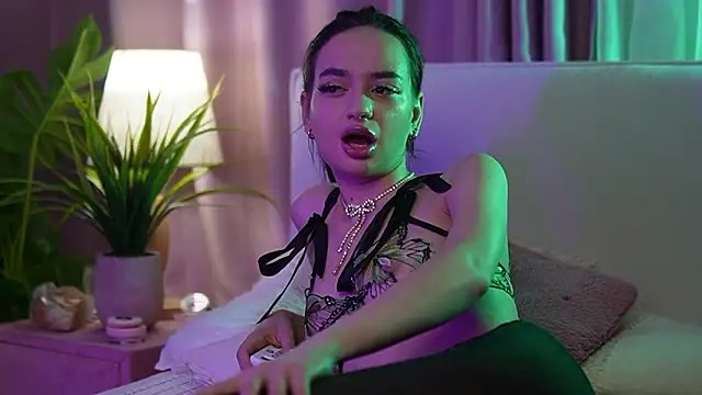 AriellaKitty online show from 02/06/26, 07:06