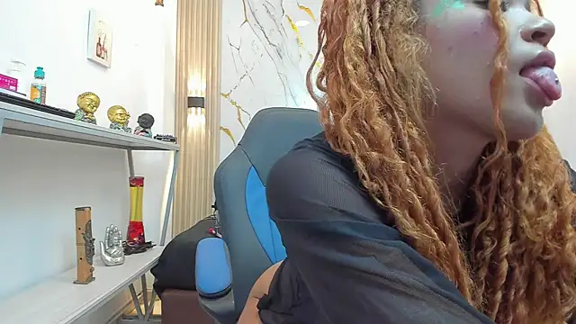 Zoey Taylor07 online show from 03/14/26, 12:21