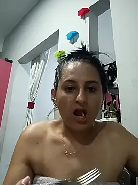 Luna seductora12 online show from 03/04/26, 01:33