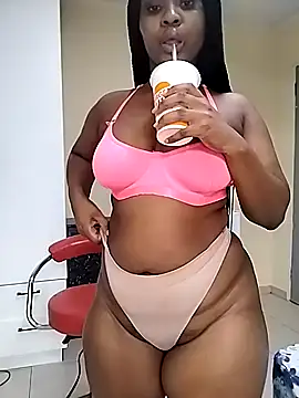 LUNAARXO1 online show from 01/18/26, 02:21