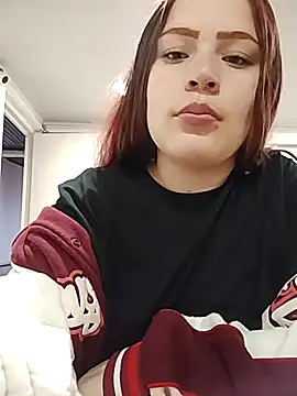 Crystaa12 online show from 02/02/26, 12:04