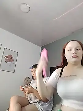 Crystaa12 online show from 02/12/26, 12:33