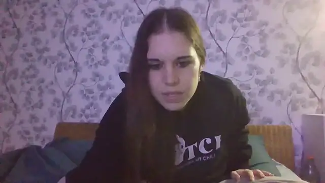 NyraLuna online show from 02/01/26, 09:24