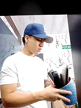 Snapshot of jheico_collins chatting on 03/03/26, 04:13 jheico collins online show from 03/03/26, 04:13