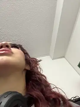 elodie rouge online show from 02/14/26, 12:46