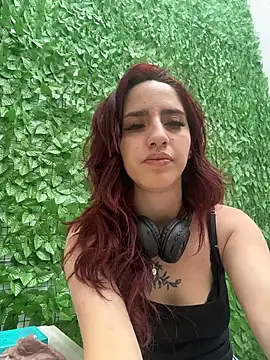 elodie rouge online show from 04/02/26, 12:36