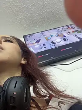 elodie rouge online show from 05/21/26, 12:01