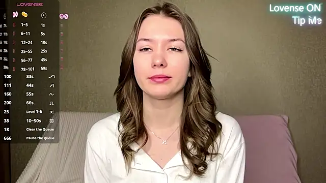 Snapshot of elsadaedra chatting on 02/23/26, 01:08 elsadaedra online show from 02/23/26, 01:08