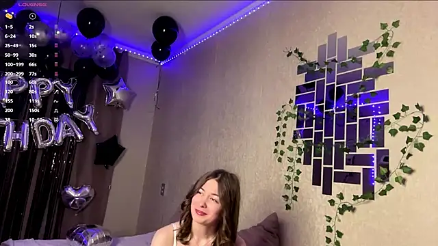 Snapshot of elsadaedra chatting on 05/15/26, 05:09 elsadaedra online show from 05/15/26, 05:09