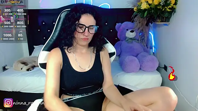 AriaDark online show from 04/21/26, 02:51