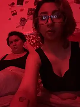 RavenEllieUniverse online show from 02/26/26, 05:17