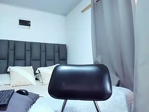 hanna rodriguez online show from 02/12/26, 09:43