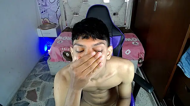 Snapshot of Rick_oficiall chatting on 02/09/26, 02:32 Rick oficiall online show from 02/09/26, 02:32