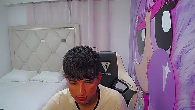 Maxwell boys online show from 02/18/26, 03:13