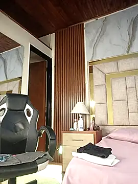 RossyAlvarez online show from 04/01/26, 12:55