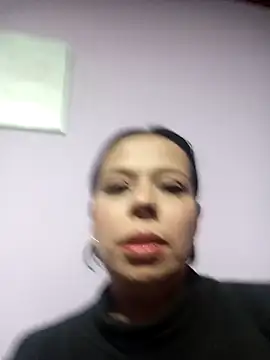 RossyAlvarez online show from 04/12/26, 02:16