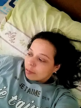 Snapshot of RossyAlvarez chatting on 06/02/26, 08:11 RossyAlvarez online show from 06/02/26, 08:11