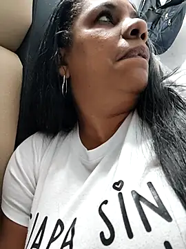 Zeyllyjhonson online show from 02/17/26, 03:36