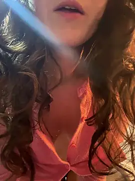 Raven  5 online show from 04/21/26, 10:45