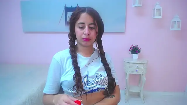 scarlett clyde online show from 04/01/26, 12:39