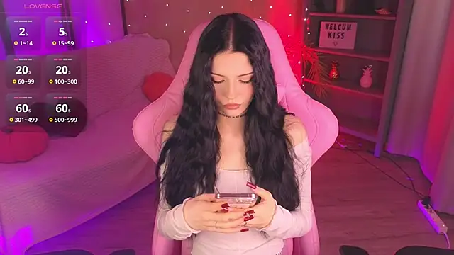 Kelly  Bunny online show from 04/21/26, 05:58