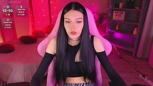 Kelly  Bunny online show from 05/04/26, 05:58
