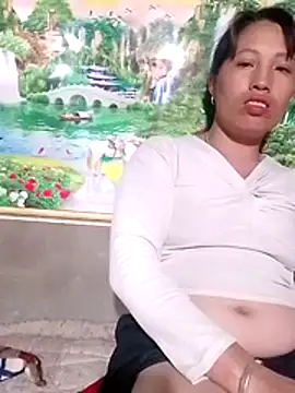 Gummiesu online show from 04/16/26, 09:39