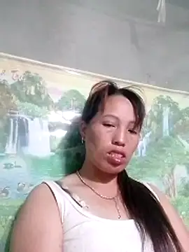 Gummiesu online show from 05/15/26, 06:26