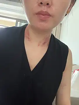 Snapshot of Cheating-wife chatting on 07/09/26, 06:17 Cheating-wife online show from 07/09/26, 06:17