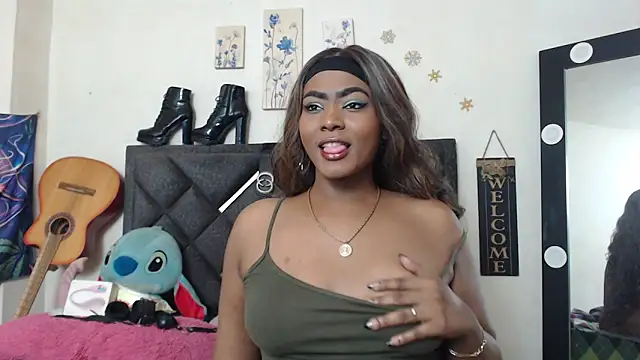 Natashabella    online show from 05/16/26, 07:34