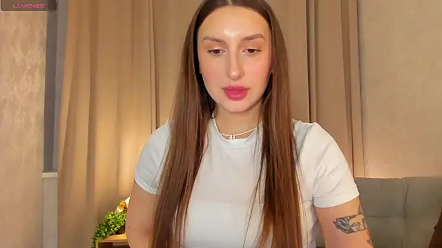 Snapshot of Celine_Coello chatting on 04/30/26, 01:17 Celine Coello online show from 04/30/26, 01:17