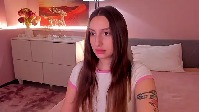Snapshot of Celine_Coello chatting on 06/01/26, 08:32 Celine Coello online show from 06/01/26, 08:32