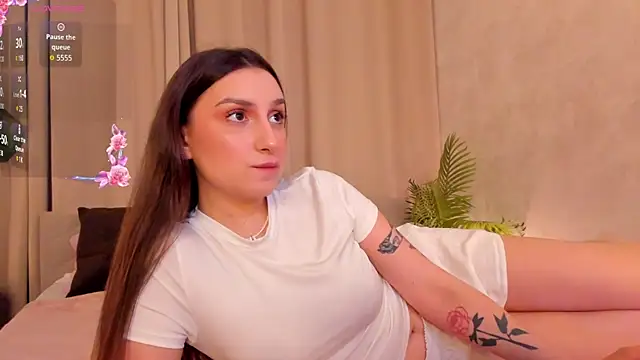 Snapshot of Celine_Coello chatting on 06/03/26, 02:33 Celine Coello online show from 06/03/26, 02:33