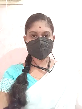 Snapshot of Tamil_Nathiya1 chatting on 06/19/26, 08:29 Tamil Nathiya1 online show from 06/19/26, 08:29