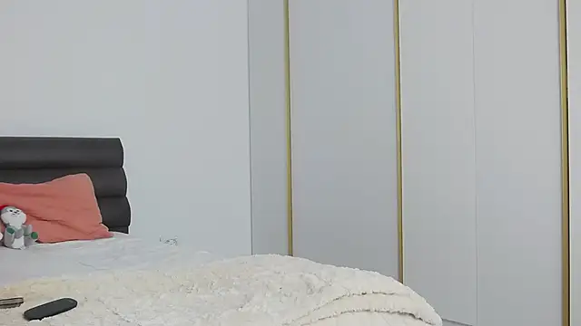 LunaVibes  online show from 02/11/26, 06:07