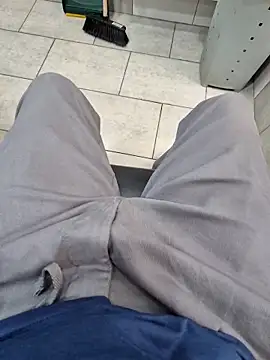 vali23 online show from 02/22/26, 07:19